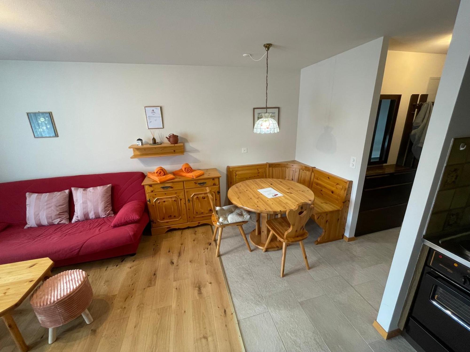 Montanji 11 Apartment Leukerbad Bagian luar foto